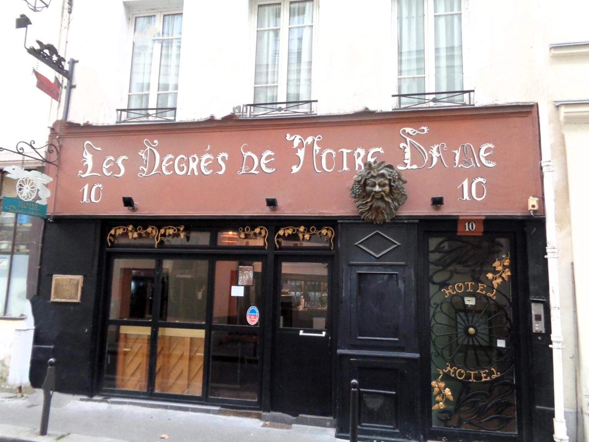 Hotel Les Degres De Notre Dame Paris Bagian luar foto